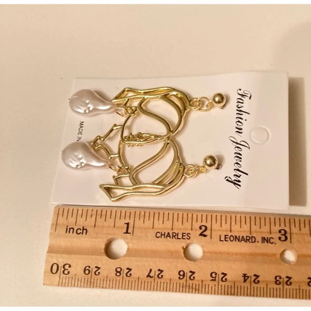 Abstract Gold Line Face Earrings with Baroque Pearl Drop Artistic Statement new - Picture 6 of 7